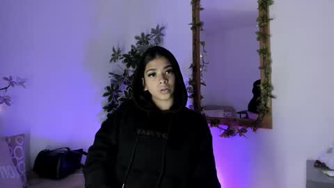 Gia  online show from 09-30-25, 06:24