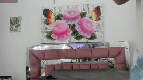 Giamacaray online show from 11-23-25, 06:30