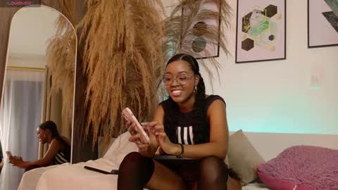 Snapshot of gianellaarittza chatting on 10-09-25, 07:12 Gia online show from 10-09-25, 07:12