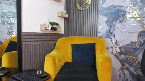 Snapshot of gianellacox chatting on 02-04-26, 01:06 online show from 02-04-26, 01:06