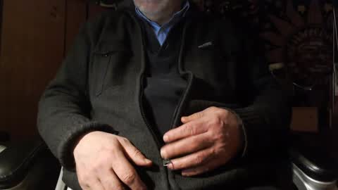 Gianni9000000 online show from 01-18-25, 10:17