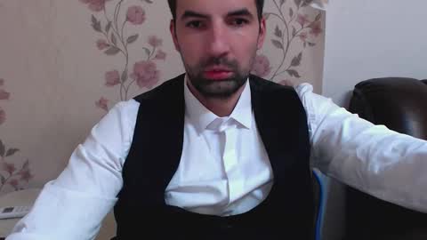 Snapshot of gianni_lion chatting on 01-12-26, 06:57 Gianni online show from 01-12-26, 06:57