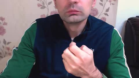 Snapshot of gianni_lion chatting on 02-17-26, 04:13 Gianni online show from 02-17-26, 04:13