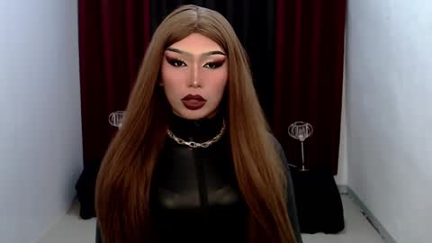 Snapshot of giaxxx01 chatting on 12-29-24, 12:52 Gia X online show from 12-29-24, 12:52