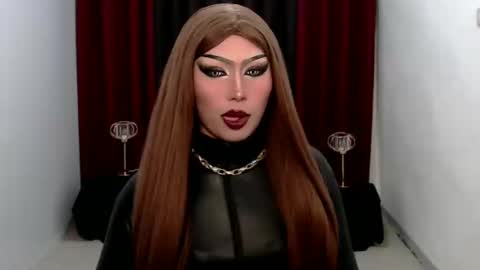 Snapshot of giaxxx01 chatting on 01-13-25, 07:54 Gia X online show from 01-13-25, 07:54