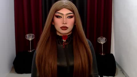 Snapshot of giaxxx01 chatting on 02-14-25, 04:04 Gia X online show from 02-14-25, 04:04