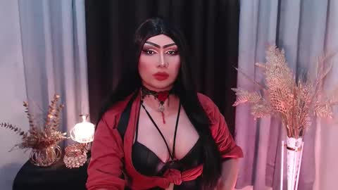 Gia X online show from 12-20-25, 03:46