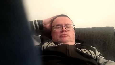 giddyup2222222 online show from 02-01-26, 07:45