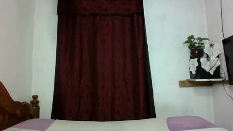 Snapshot of gift2030 chatting on 10-08-25, 03:59 gift2030 online show from 10-08-25, 03:59