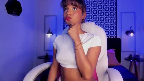 Snapshot of gigi_strawberry chatting on 02-27-25, 08:39 GIGI online show from 02-27-25, 08:39