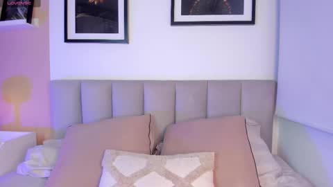 Snapshot of gigi_strawberry chatting on 09-12-25, 04:23 GIGI online show from 09-12-25, 04:23