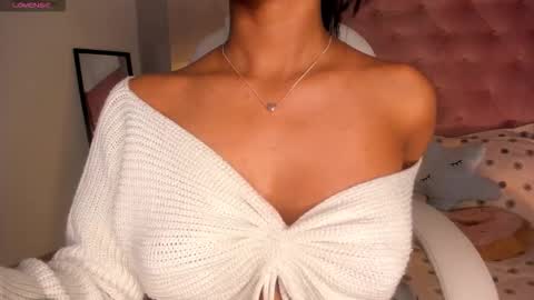 GIGI online show from 12-04-25, 05:39