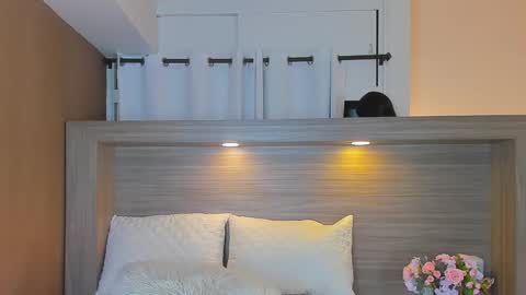 gigi wilden online show from 12-01-25, 02:22