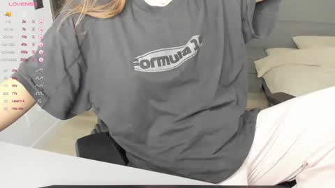 gigihadd online show from 12-30-24, 08:58