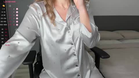 gigihadd online show from 02-24-25, 06:47