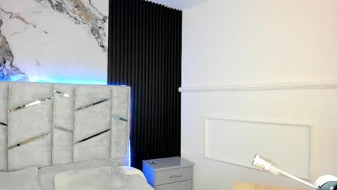 Gigi Doll online show from 10-11-25, 11:09