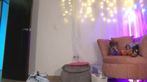 GiiaDior online show from 10-28-25, 11:58