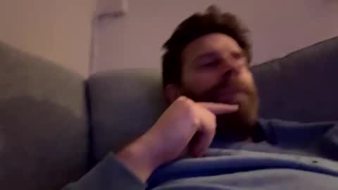 Gilbert online show from 01-19-25, 10:39