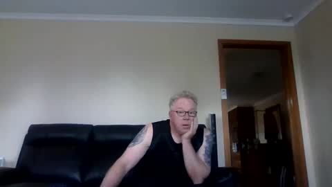 gimmmieoooo online show from 09-14-25, 03:16