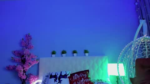 Snapshot of gina_lovelyy chatting on 02-05-26, 02:49 Gina online show from 02-05-26, 02:49