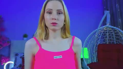 Snapshot of gina_lovelyy chatting on 02-06-26, 01:10 Gina online show from 02-06-26, 01:10