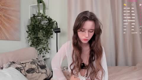 Snapshot of gina_vicious chatting on 01-14-25, 04:15 Gina online show from 01-14-25, 04:15