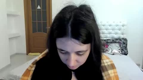 Kate online show from 10-16-25, 08:15