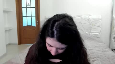 Snapshot of ginablum chatting on 01-10-26, 10:39 Kate online show from 01-10-26, 10:39