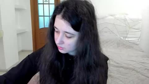 Snapshot of ginablum chatting on 01-11-26, 09:36 Kate online show from 01-11-26, 09:36