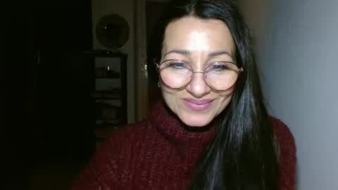 GinaONeon online show from 12-31-24, 12:21