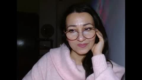 GinaONeon online show from 01-19-25, 11:00