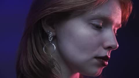        im expecting 350 thumbs up on my altar   online show from 11-19-25, 10:10