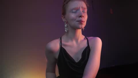        im expecting 350 thumbs up on my altar   online show from 02-04-26, 10:04