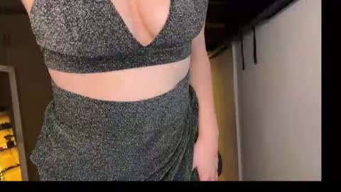 Valery online show from 12-22-25, 10:51