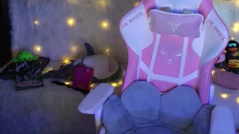 Ginger online show from 03-28-26, 09:42