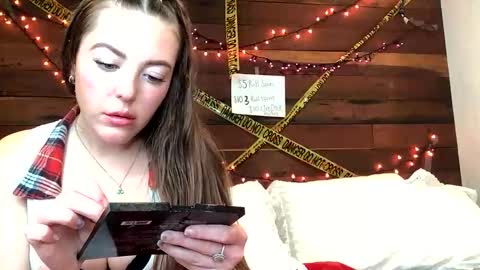 Snapshot of gingerfox777 chatting on 10-19-25, 05:52 gingerfox777 online show from 10-19-25, 05:52