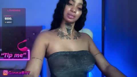 Snapshot of ginnabolton chatting on 09-27-25, 07:35 Ginna Bolton online show from 09-27-25, 07:35