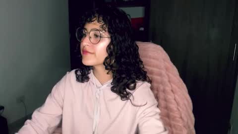 Snapshot of giny_bean chatting on 02-15-26, 04:42 giny_bean online show from 02-15-26, 04:42