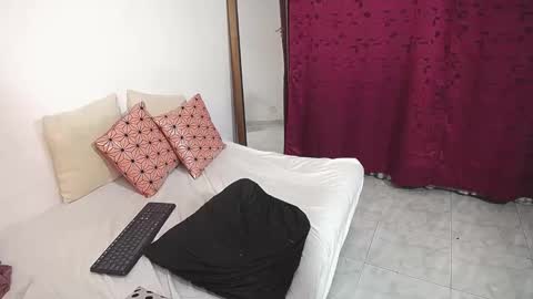 Giorgia online show from 02-20-25, 01:03