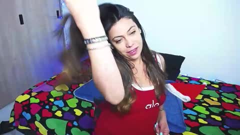 Giorgia online show from 12-21-25, 11:23