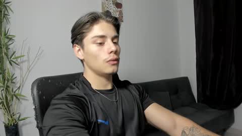 GioRusso online show from 12-20-24, 01:36