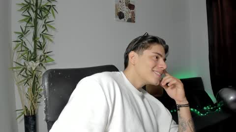 GioRusso online show from 01-23-25, 05:42