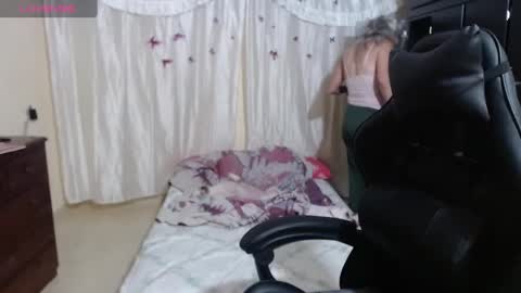 Mary online show from 02-23-25, 01:02