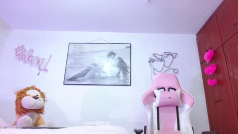 Snapshot of giorgina_montiere chatting on 02-19-26, 11:34 giorgina_montiere online show from 02-19-26, 11:34