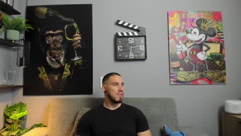 Giorgio leone online show from 02-03-25, 02:47