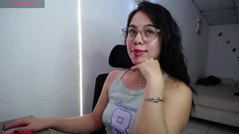 GIO RIVERA online show from 09-10-25, 06:35