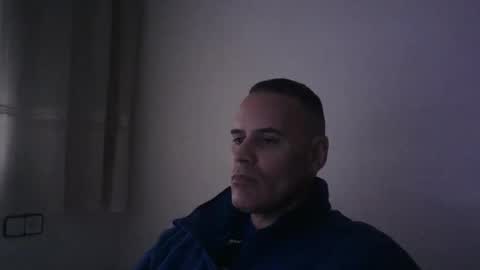 Snapshot of gioshadow chatting on 01-25-25, 03:52 gioshadow online show from 01-25-25, 03:52