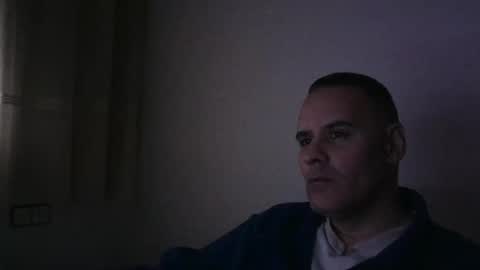 Snapshot of gioshadow chatting on 02-02-25, 02:24 gioshadow online show from 02-02-25, 02:24