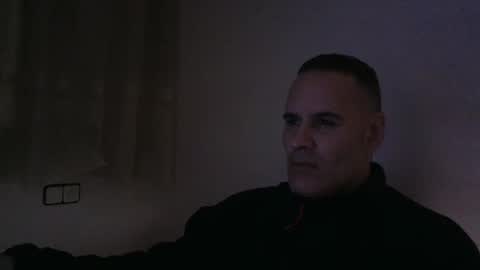 Snapshot of gioshadow chatting on 02-02-25, 06:10 gioshadow online show from 02-02-25, 06:10