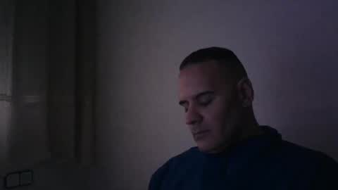 Snapshot of gioshadow chatting on 02-08-25, 01:22 gioshadow online show from 02-08-25, 01:22